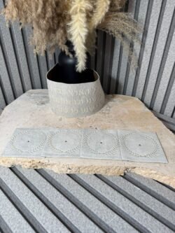 עטרה לטלית "מזמור לתודה " לבן